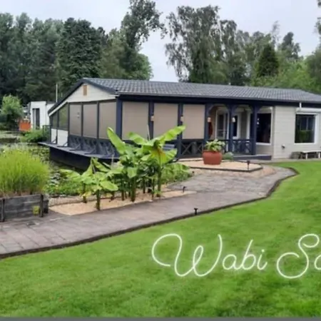 Prachtige Wabi Sabi Aan Het Water! *